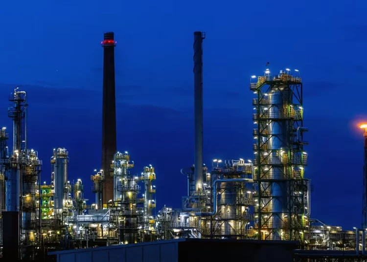 Alemania embarga refinería de Rosneft: pero su problema del petróleo persiste