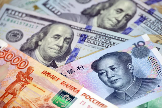 China y Rusia desafían el dominio del dólar en el mercado del petróleo