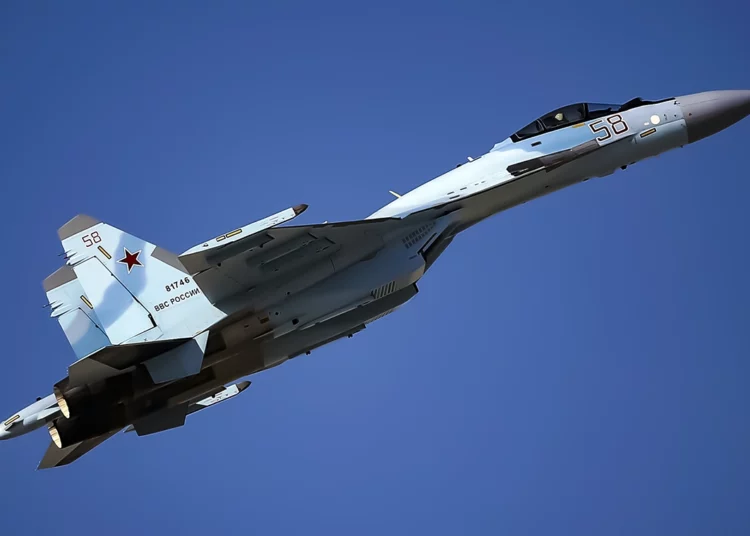 Irán prevé la compra de aviones avanzados Sukhoi Su-35 a Rusia