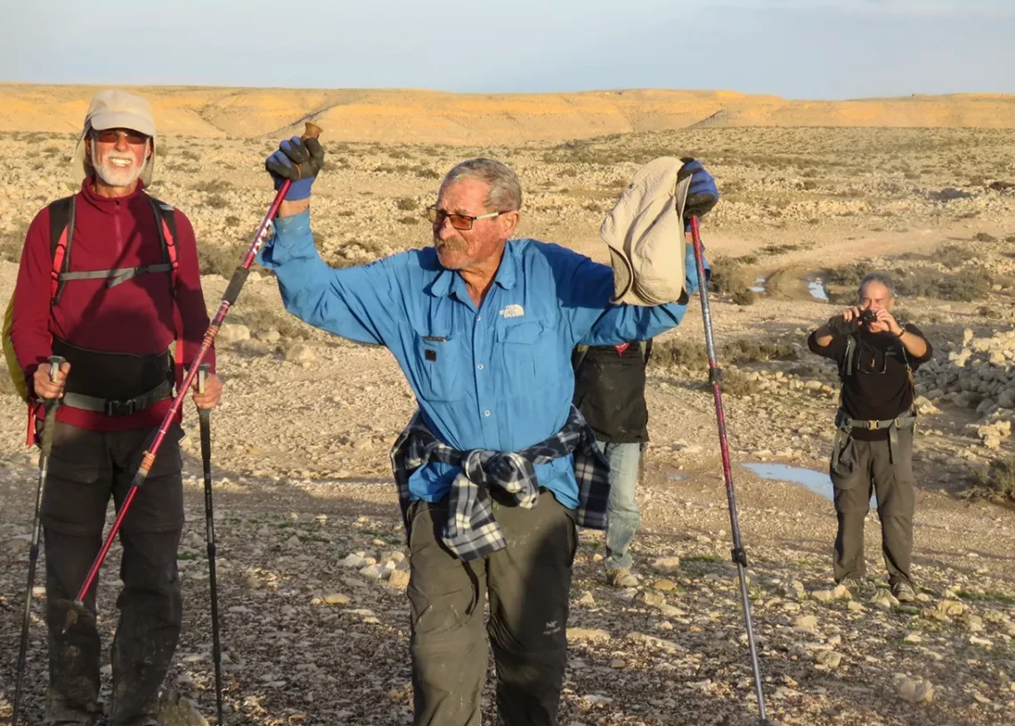 Shuka Revek, el legendario caminante de Israel, fallece a los 91 años