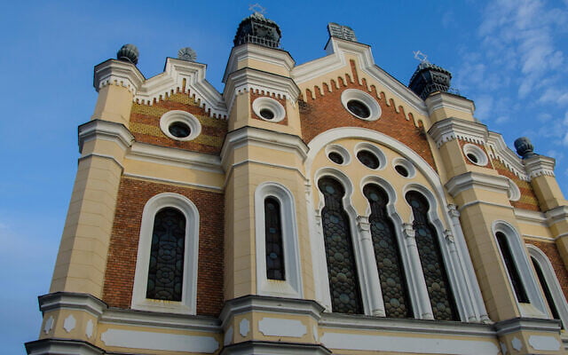 La sinagoga central de la ciudad norteña rumana de Satu Mare. Escrito por: (Cnaan Liphshiz)