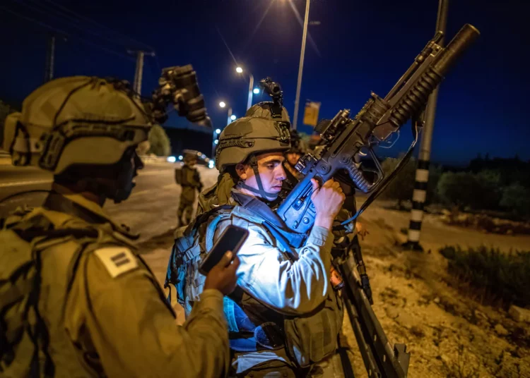 Tropas de las FDI intercambian disparos con islamistas palestinos