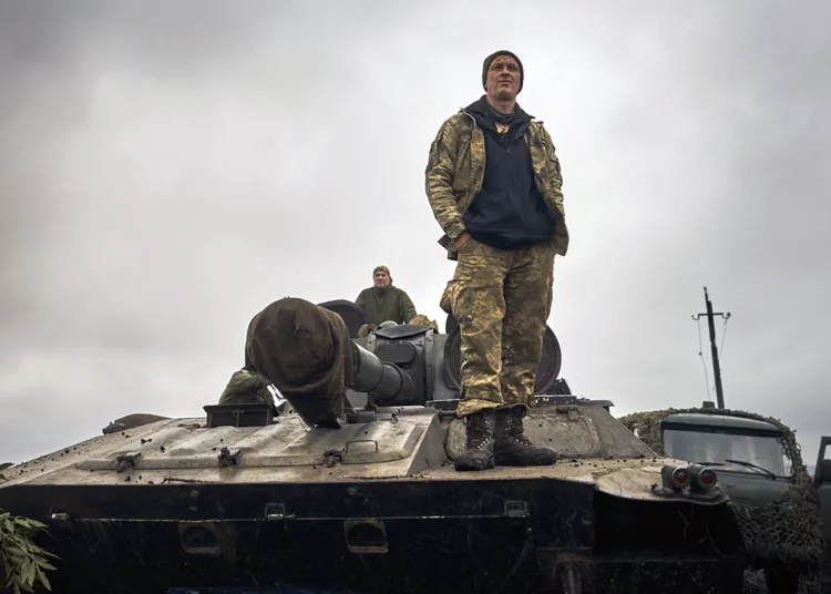 Kiev dice a los soldados rusos que huyen que se rindan