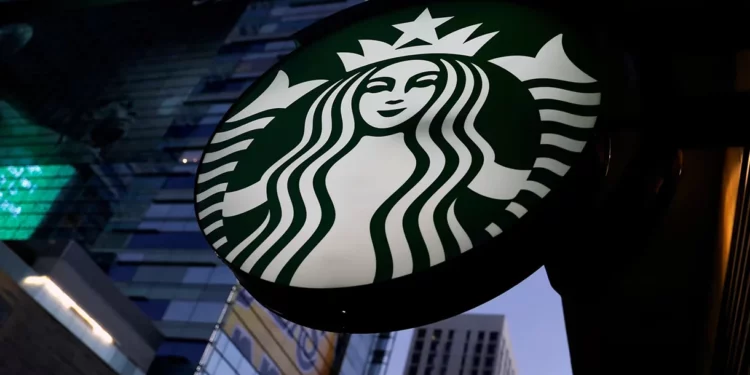 Starbucks nombra al jefe saliente de Reckitt Benckiser como nuevo CEO