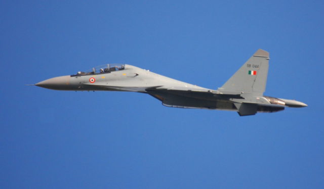 El Su-30MKI indio se enfrenta al caza Rafale francés durante Pitch Black 2022