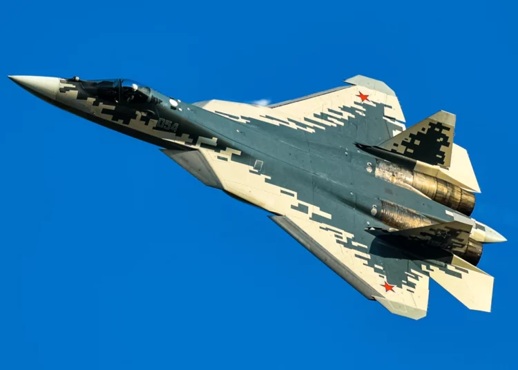 Rusia incorpora nuevos cazas furtivos Su-57 a su Fuerza Aérea