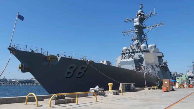 Armas láser y misiles hipersónicos: EE.UU. construirá un buque de guerra de nueva generación 