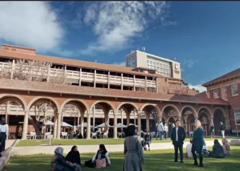 Revista de universitarios australianos pide “muerte de Israel”
