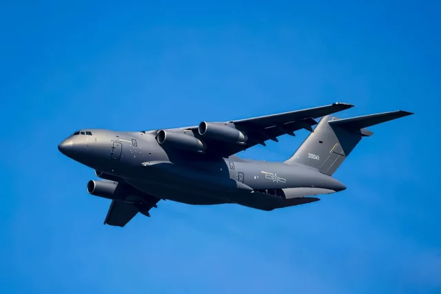 ¿El avión de carga Y-20 de China fue construido para una invasión de Taiwán?