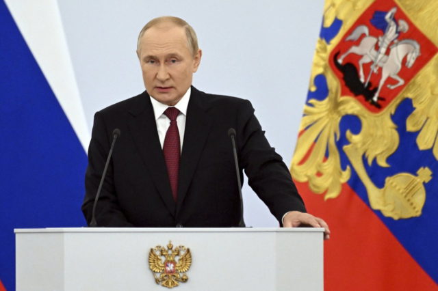 Putin se anexiona regiones ucranianas y promete utilizar “todos los medios” para proteger los territorios