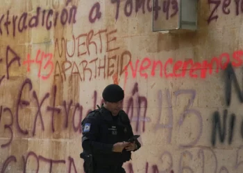 Vandalizan la embajada de Israel en México durante protestas