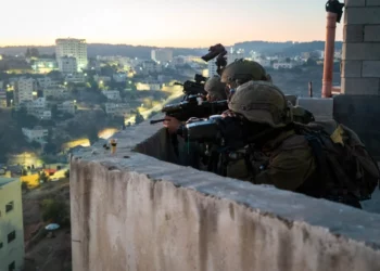 Fuerzas de seguridad israelíes detienen a 12 palestinos sospechosos de terrorismo