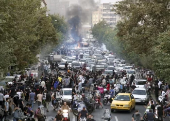 Irán ordenó a las fuerzas de seguridad “enfrentar duramente” a los manifestantes