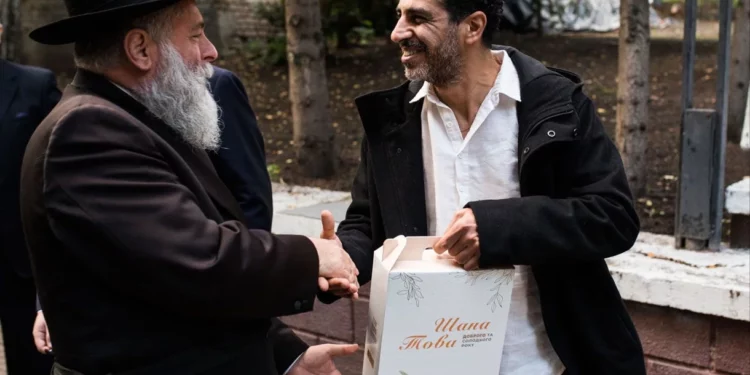 La comunidad judía de Kiev celebra Rosh Hashaná a la sombra de la invasión rusa