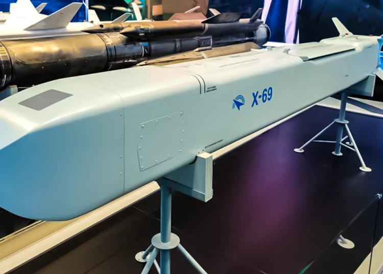 Rusia despliega su nuevo misil de crucero sigiloso “X-69” en cazas Su-57