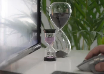 La startup israelí Hour25.AI se compromete a mejorar la falta de concentración