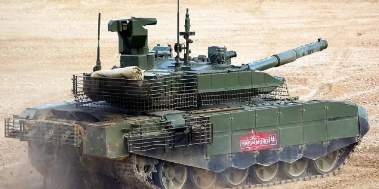 Agricultores ucranianos remolcan tanques rusos con tractores: Video
