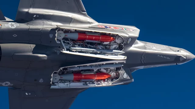 EE. UU. acelera el plan para desplegar armas nucleares de “alta precisión” en Europa en medio de las crecientes tensiones con Rusia