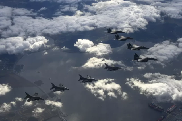 El caza “Slam Eagle” de Corea del Sur vs. los aviones de guerra de Corea del Norte