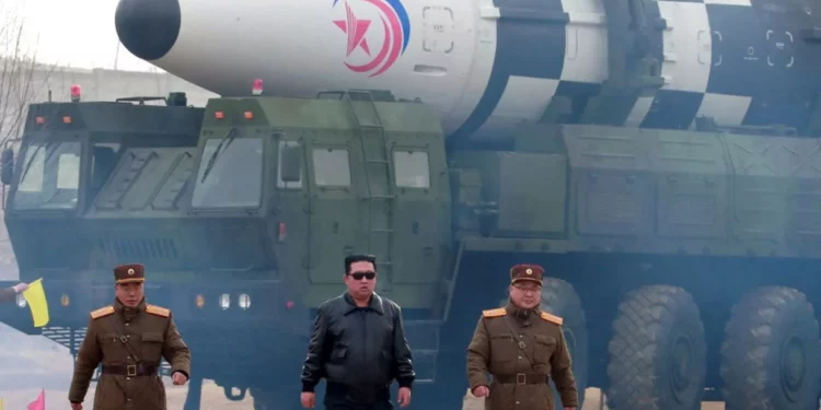 Crisis en la península: Corea del Norte dispara aún más misiles