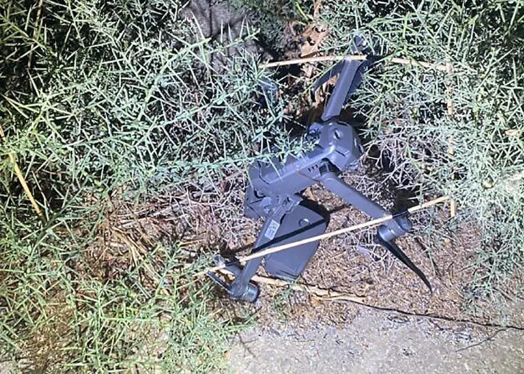 Las FDI derriban un cuadricóptero de Hamás cerca de la frontera con Gaza