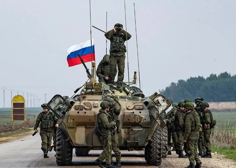 Putin tiene un nuevo problema en Ucrania: sus tropas no pueden retirarse