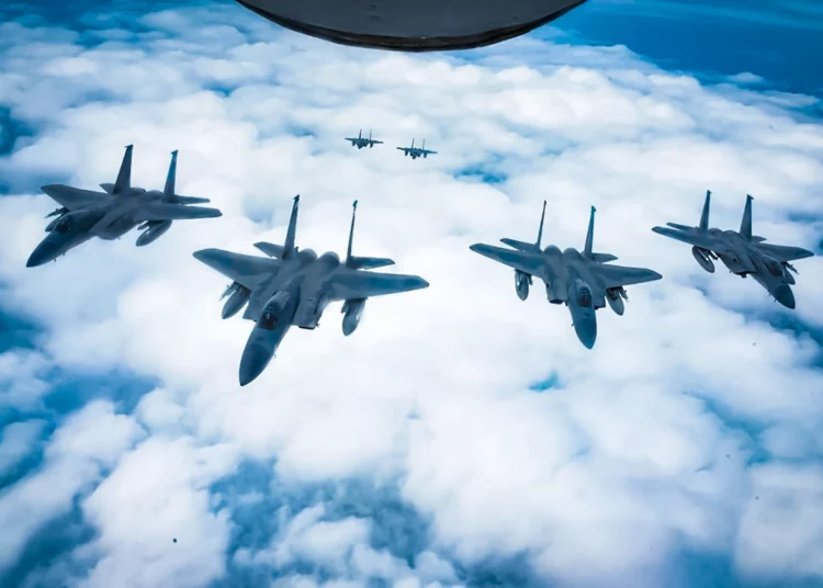 Estados Unidos comenzará a retirar los F-15 de Okinawa en noviembre