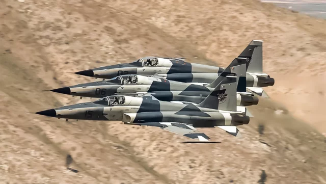 El F-5 Aggressor adquiere un sistema de búsqueda y seguimiento por infrarrojos