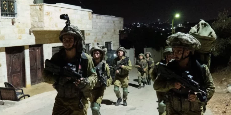 Shin Bet detiene una célula de Hamás que planeaba atentados en Judea y Samaria