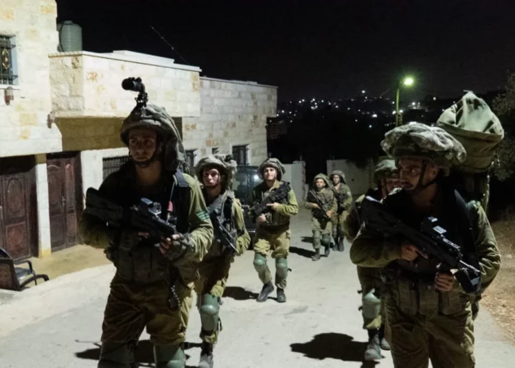 Shin Bet detiene una célula de Hamás que planeaba atentados en Judea y Samaria