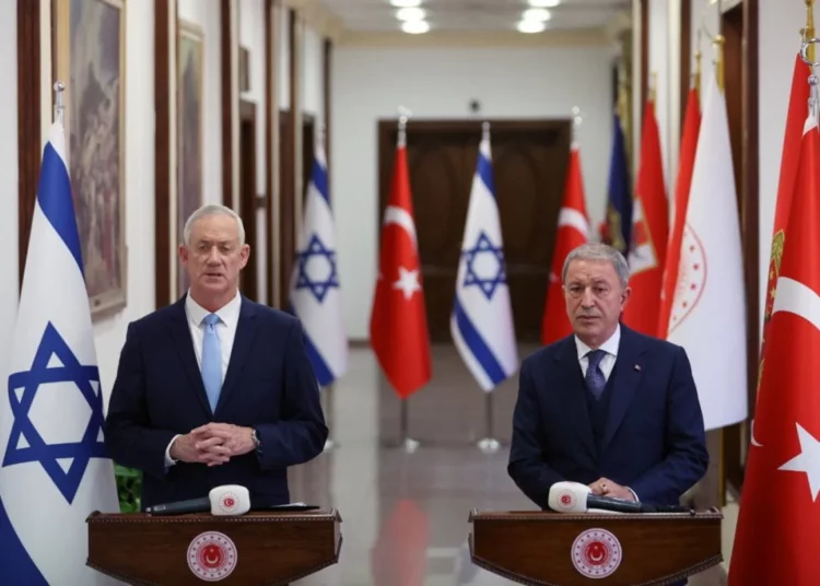 Israel y Turquía restauran sus lazos de defensa