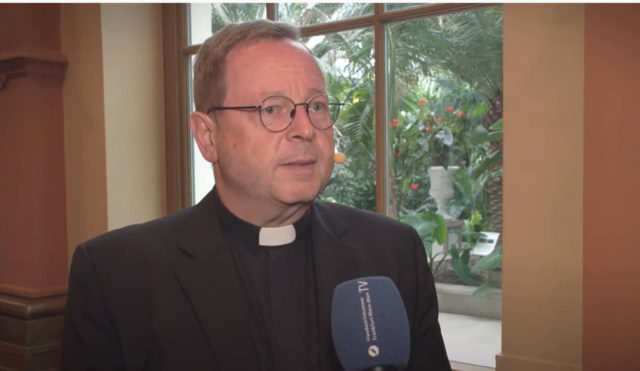 Un cardenal del Vaticano compara la reforma de la Iglesia alemana con la teología nazi