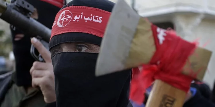 Abogado palestino-francés de "derechos humanos" es vinculado con grupo terrorista