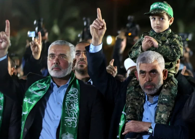 Líder de Hamás se reúne con Assad en Siria