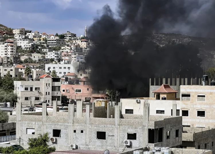Dos adolescentes palestinos mueren durante operación de Israel en Jenín