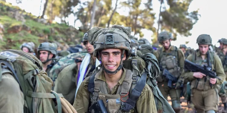 Dos israelíes recuperan la vista tras la donación de córneas de la familia de un soldado caído
