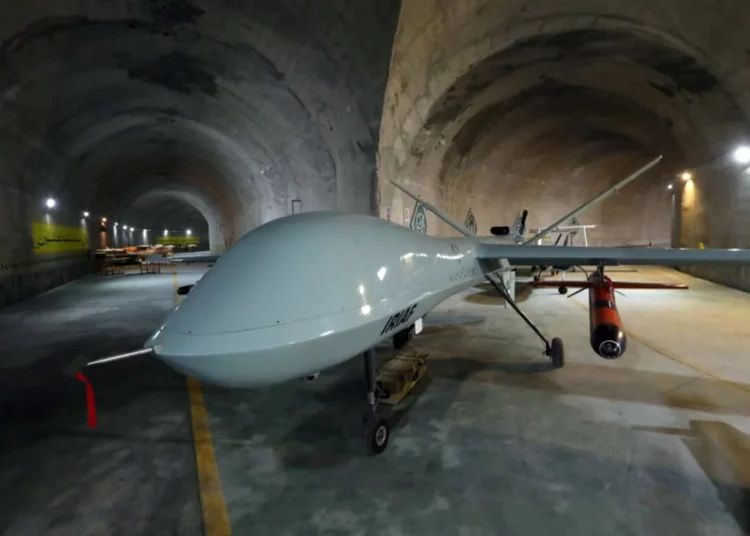 Irán vende a Rusia chalecos antibalas, cascos y drones Arash-2