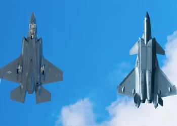 Enfrentamiento de cazas furtivos: El J-20 de China contra el F-35