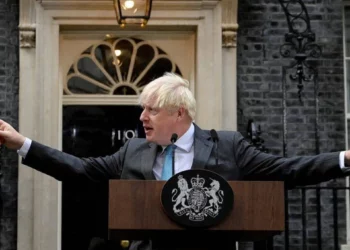Boris Johnson aspira retornar al poder tras la dimisión de Liz Truss