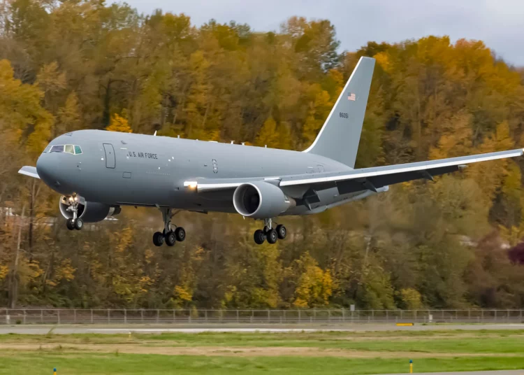 Boeing registra pérdidas por valor de $3.300 millones por el arrastre del KC-46 y otros programas de defensa
