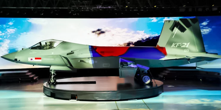 KF-21 Boramae: Conoce el caza “furtivo” de Corea del Sur