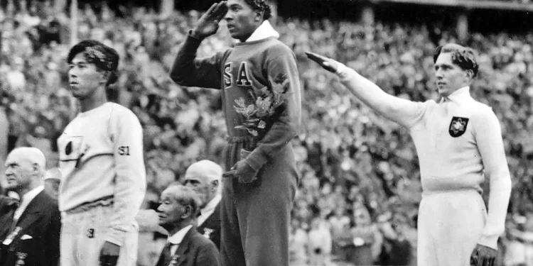 La medalla del olímpico que desafió a Hitler sale a subasta