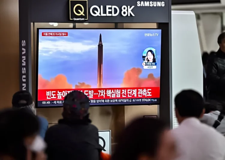 Corea del Norte dispara dos misiles balísticos y culpa a los simulacros de EE. UU. por la escalada