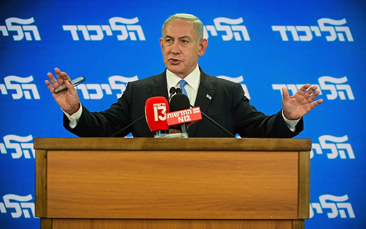 Netanyahu: Lapid está regalando territorio soberano a Hezbolá en el acuerdo marítimo