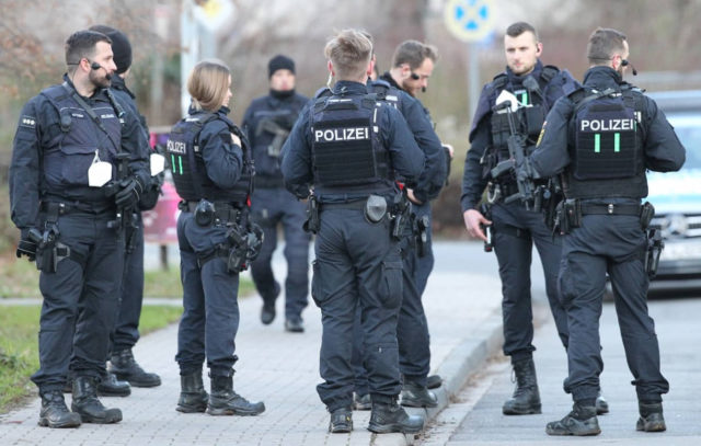 Adolescente alemán es acusado de planear un atentado en su escuela
