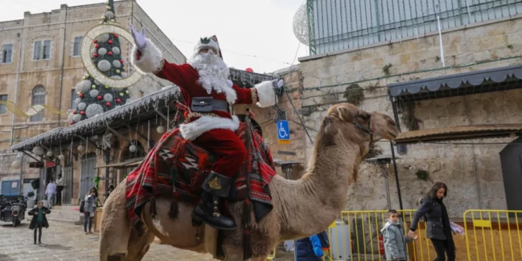 Arqueólogos hallan la tumba original de “Santa Claus” en Turquía