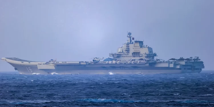 La pequeña flota de portaaviones de China tiene grandes ambiciones