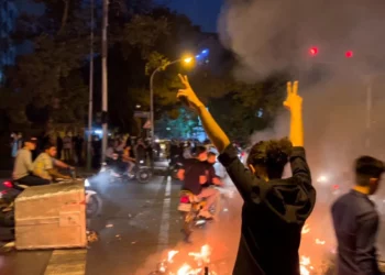 El régimen iraní está “secuestrando” a manifestantes adolescentes