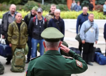 Rusia recluta a la fuerza a personas sin hogar e inmigrantes ilegales