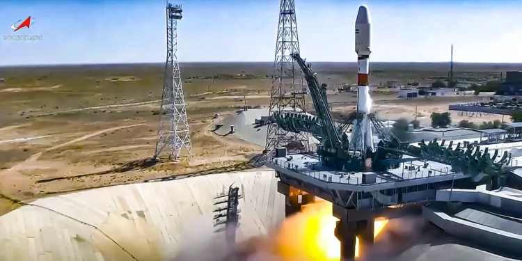 Irán celebra el éxito del lanzamiento del “remolcador” de prueba: capaz de cambiar la órbita de los satélites